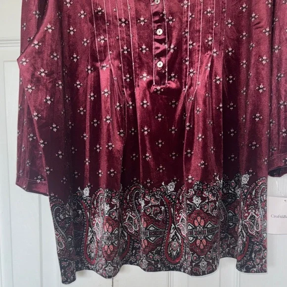 croft & barrow Burgundy Velvet Henley Tunic with Paisley Border - Picture 5 of 7